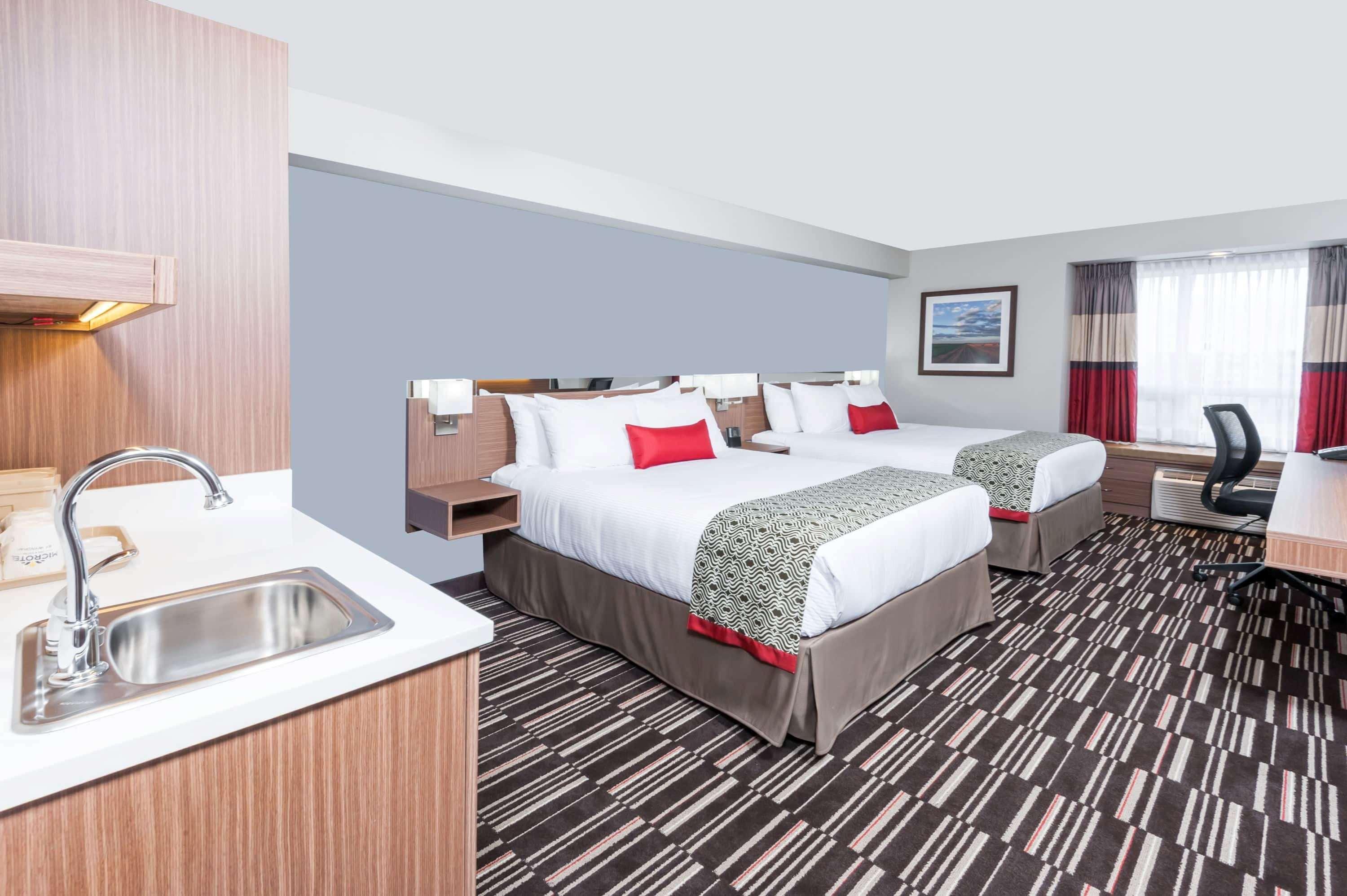 Microtel Inn & Suites By Wyndham Fort Saint John Fort St. John Dış mekan fotoğraf
